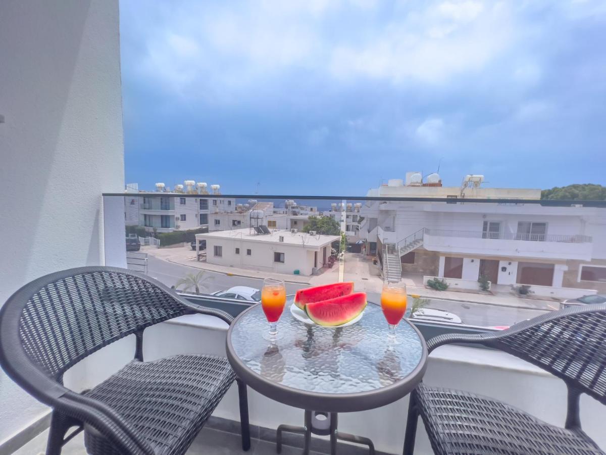 Giorgis Luxury Apartments Ayia Napa Exterior foto